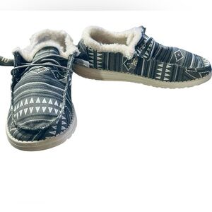 Hey Dude Wendy Boho Stripe Grey Sherpa Lined Slip-On Shoes Size 8